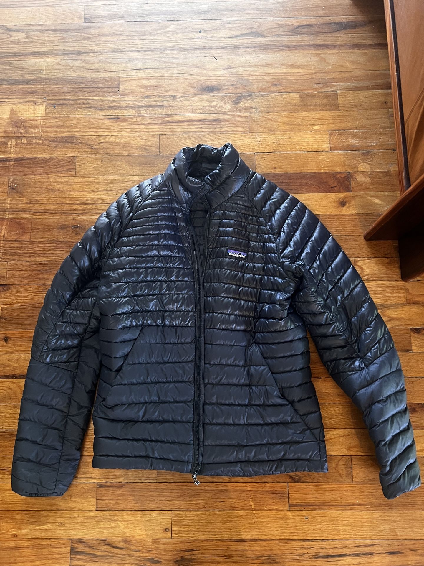 Patagonia Alplight Down jacket Mens small