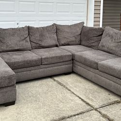 Beautiful Sectional Couch!😍