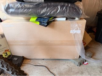 Moving sale