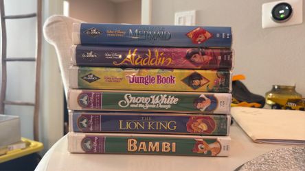VHS Disney movie bundle