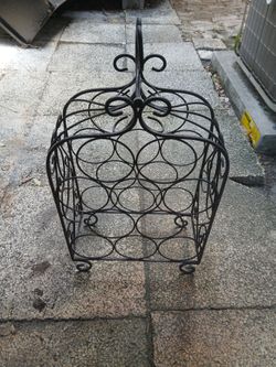 WINE BOTTLE RACK