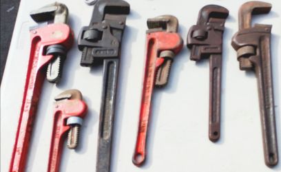 Lot of 6 Pipe Wrenches Various Sizes