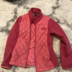 Norh Face Girl’s Size Xs Tp ( 6 ) Like New 