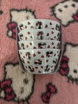 Hello Kitty Tidbit Bowls