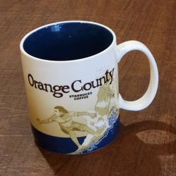 Starbucks Orange County City Collector Series 16 fl oz Ceramic Coffee
Mug 2011.
Pre-owned, perfect shape, please see photos for details. No box.
Weig
