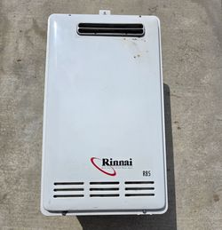 Rinnai tankless water heater Gas