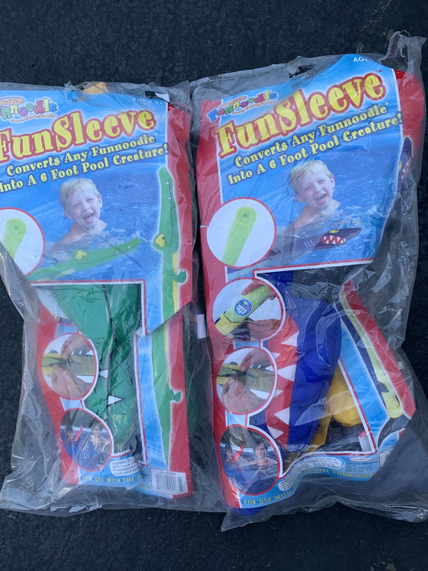 Two Fun Sleeve’s for your noodle one is a alligator the other a shark