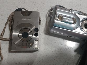 Canonpower Shot CAMERA & Guji FINE Pix Camera