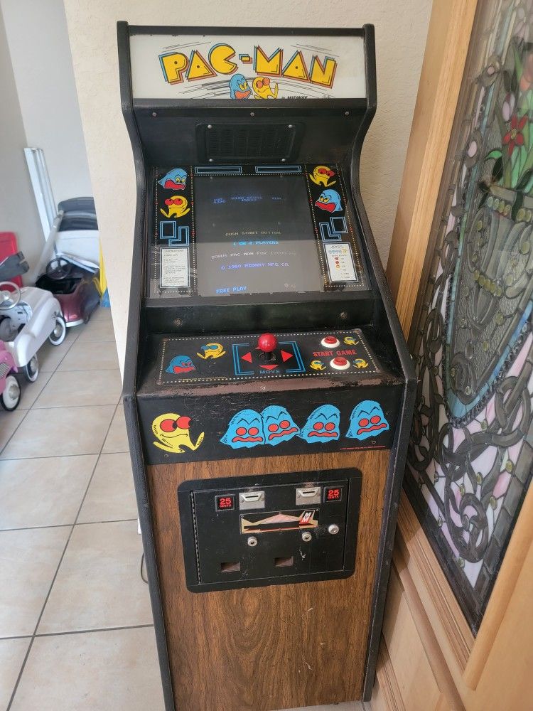 ORIGINAL 1980 PAC-MAN ARCADE * GREAT FOR MANCAVE