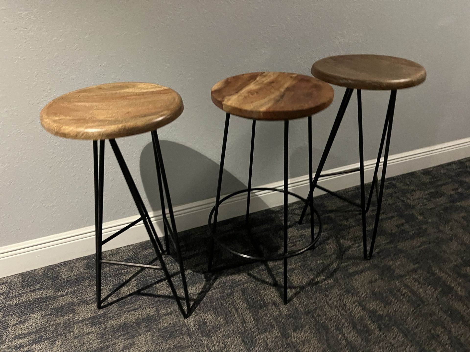 set of 3 bar stool $15 each