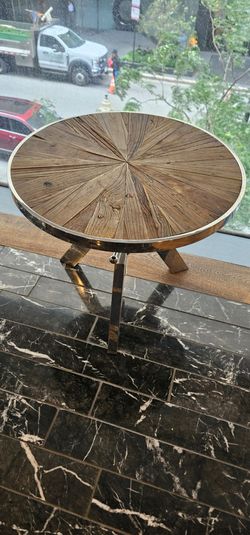 Round end table