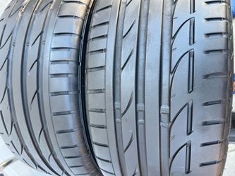 Par de llantas Bridgestone potenza 235/45/r/17 94y  85% de vida