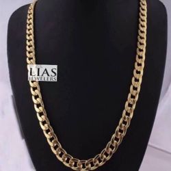 New 18k Yellow Gold Cuban Link Chain 