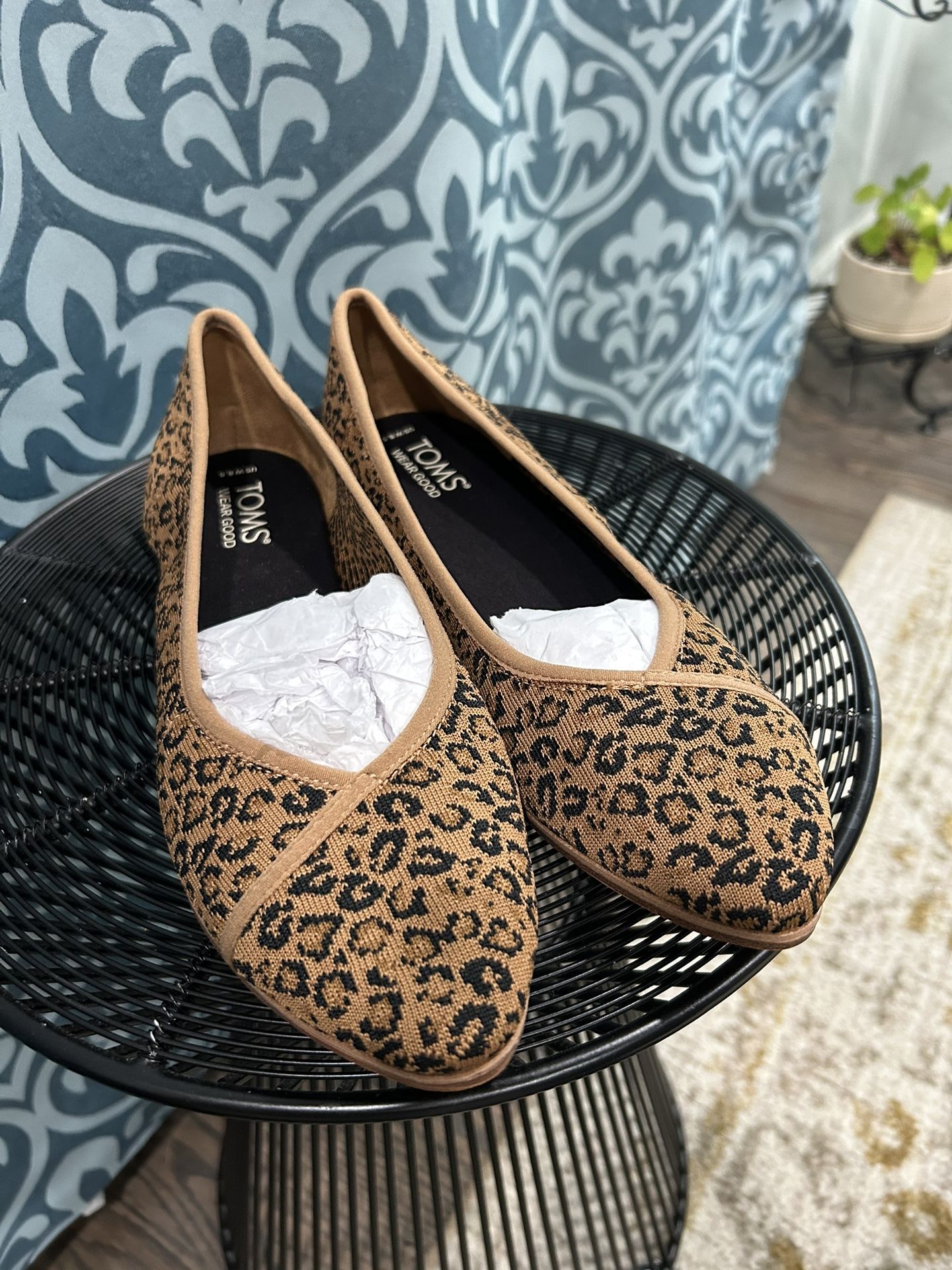 TOMS Womens Katie Slip On Flats Casual Size 8.5
