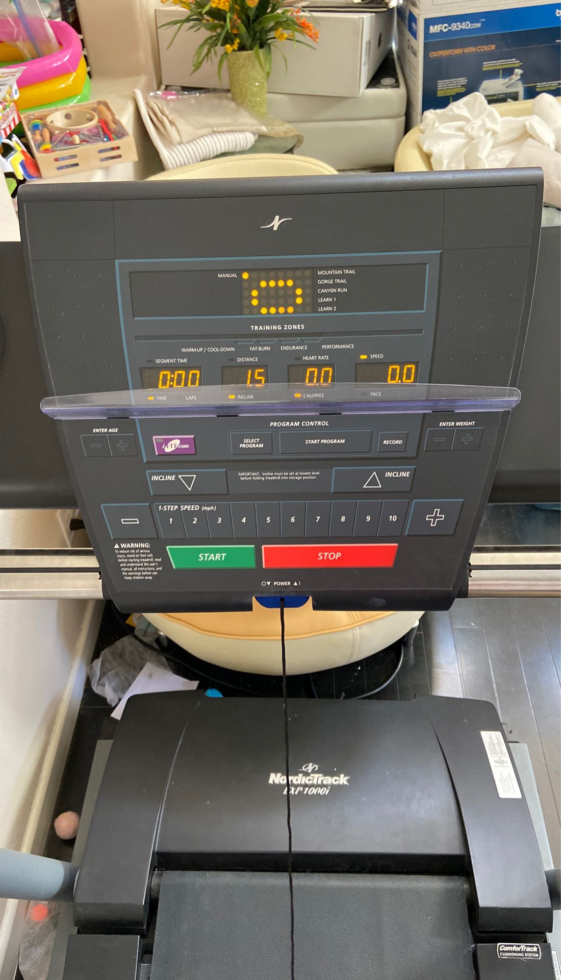 Nordictrack Exp 1000i treadmill
