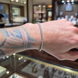 Moissanite VVS-1 Bracelets For Sell.   