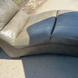 Lounge chair