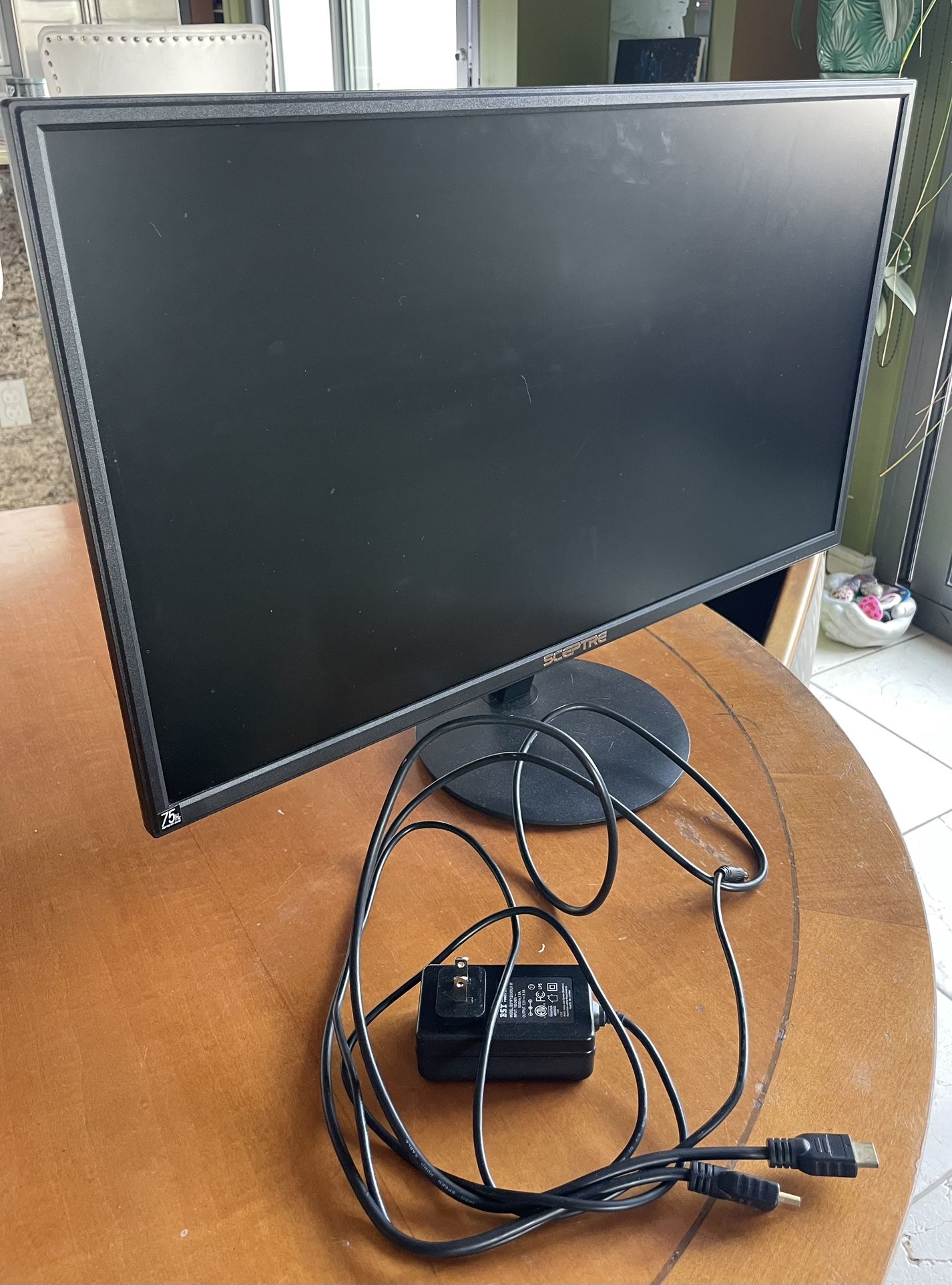 Sceptre 27-inch Monitor - Great Condition, 75Hz