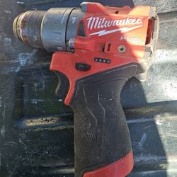 Milwaukee Drill M12