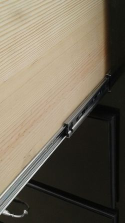 DRESSER WITH 4 DRAWERS