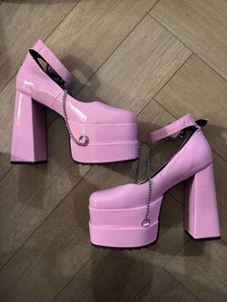 Lamoda Sweetheart Platform Heels - Pink Patent Mary Janes with Chains size 7
