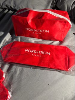 Nordstrom Beauty bag (brand New)