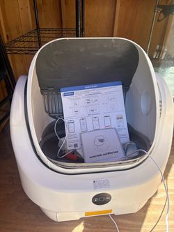 Automatic cat litter box