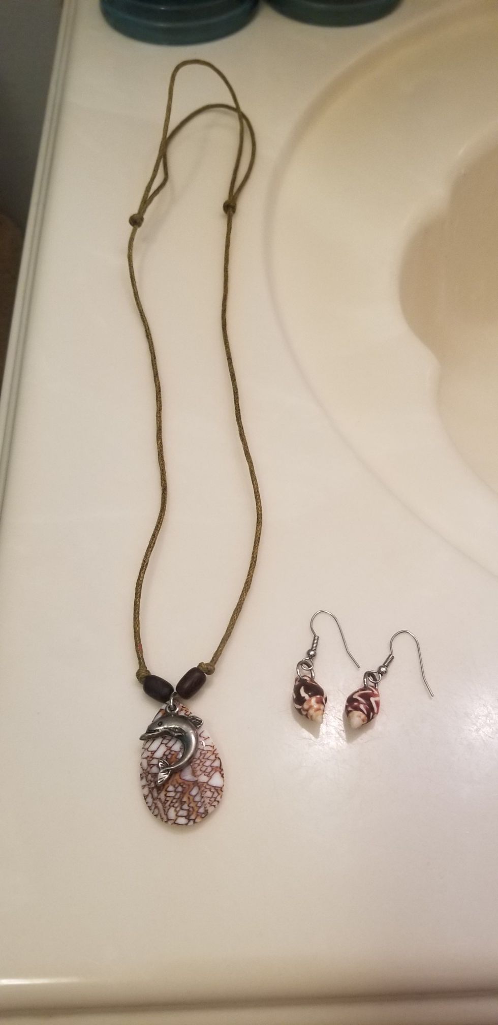 Seashells & Dolphin earring/necklace set