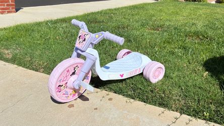 Minnie Mouse Kids Ride-On Tricycle