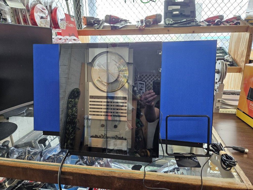 Bang & Olufsen Beosystem 2500 W/Beolab 6203 L/R Speakers Great,!!!