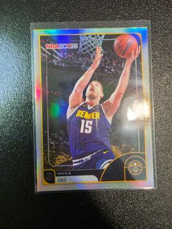 NIKOLA JOKIC NUGGETS NBA HOOPS TOPPS NBA SPORTS CARD!