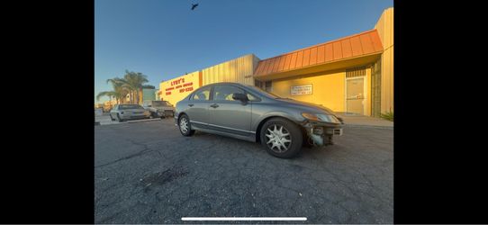 2011 Honda Civic, 300k miles, Runs and drives.