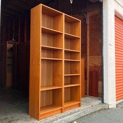 Pair of Vintage Mid Century Modern Danish Teak Bookcases