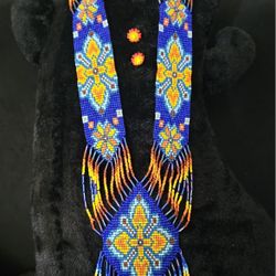 Set De Collar Y Aretes Artesanales Hechos De Chaquira 