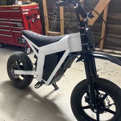 Tuttio Electric Bike
