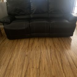 Recliner Couches 