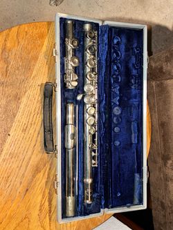 Silver Flute with Hard Case