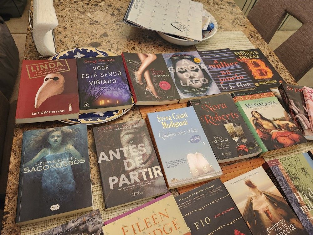 Livros Em Português