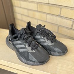 Adidas,black,size 5,5