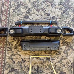 Jeep Gladiator OEM front Bumper And Rockslides