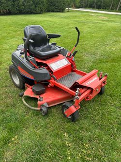 Simplicity 52” Riding Lawn Mower – 26 HP Briggs & Stratton – Runs Great