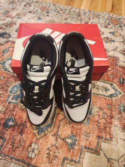 Nike Dunk Low Retro Panda Black White Sneakers Size 10.5