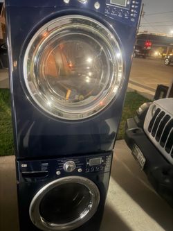 Lg stackable  washer /dryer set ///// estaquiable lavadora y secadora