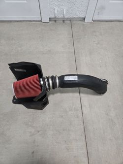 99 - 07 CHEVROLET GMC CADILLAC 4.8L 5.3L 6.0L V8 SELLING AIRAID BRAND COLD AIR INTAKE