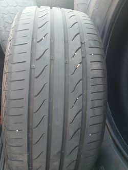 225/40R18 Sentury Tire (1)