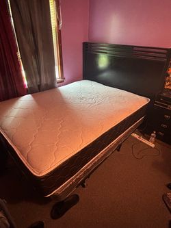 Urban Loft Modern Queen BED BUNDLE (Mattress, Frame, and Head board)