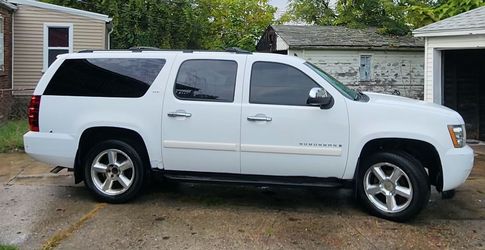 2007 Chevrolet Suburban LTZ