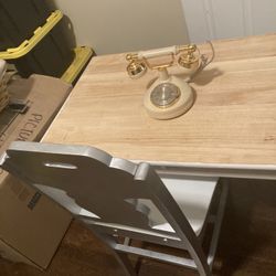 Small desk