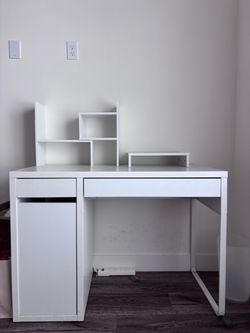 White IKEA Micke Desk