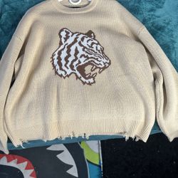 PacSun Men's Destroyed Cropped Tiger Crewneck Sweater (Sz Small)